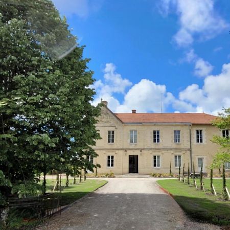 Château Bernon Queyrac Extérieur photo