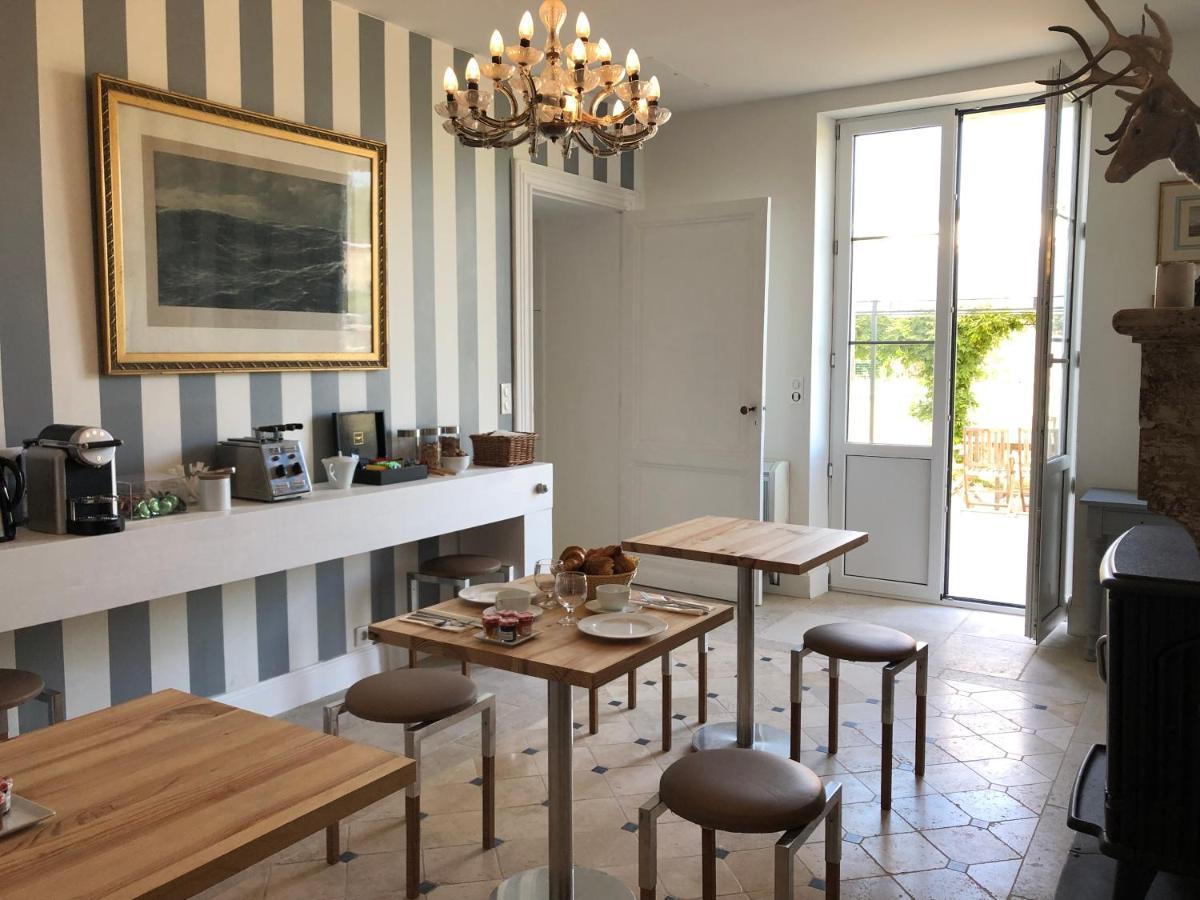 Château Bernon Queyrac Extérieur photo